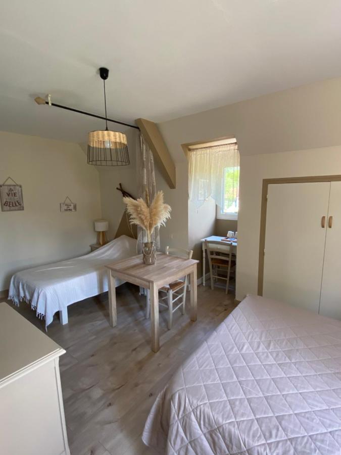 Bed and Breakfast Moulin De Latouille Екстер'єр фото